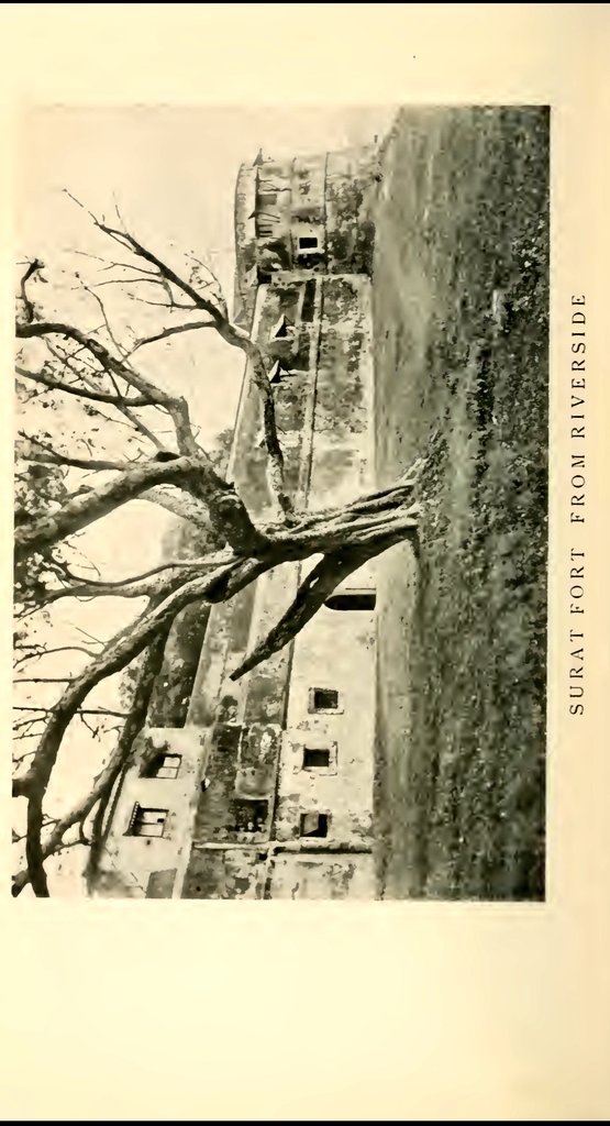 ShyamLankesh's tweet photo. Rare 1600s Surat Fort(Gujarat) photographs from the book British Beginnings in Western India.
@MySuratMySMC @TOISurat https://t.co/Qh0SXwI89S