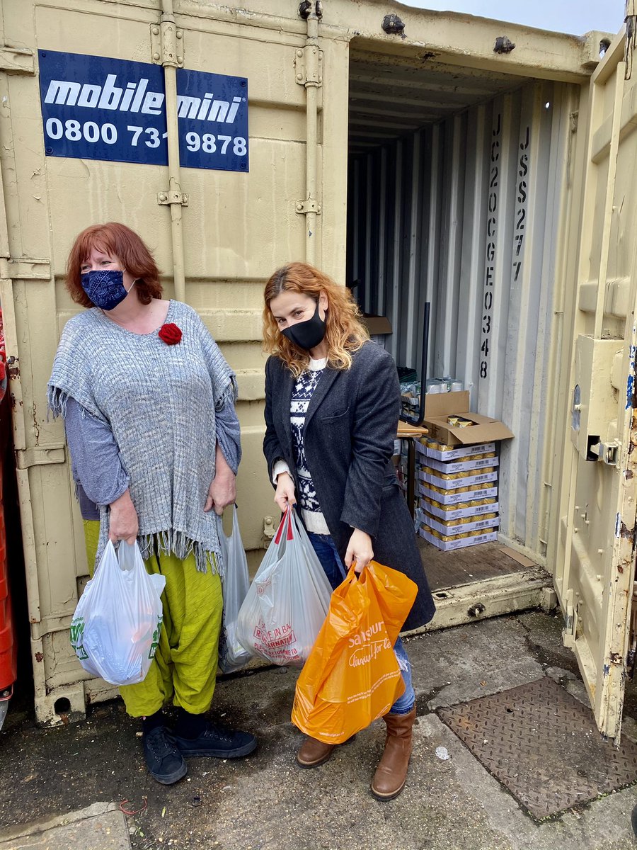 Newman Catholic Coll (@nccbrent) on Twitter photo A huge thanks once again to @ElaineGristock & Kirsty <a href="/gracelandsyard/">Gracelands Yard</a> who dropped off bags of food for our #feedourfamilies #fridayfoodbank Many thanks to those in the local community who donated. <a href="/rosejanerouse/">Rose Rouse</a> #elmwoodtennisclub @Caritas_love <a href="/CommResKitchen/">Community Response Kitchen</a> <a href="/CityofSanctuary/">City of Sanctuary UK 🧡</a> A huge thanks once again to @ElaineGristock & Kirsty <a href="/gracelandsyard/">Gracelands Yard</a> who dropped off bags of food for our #feedourfamilies #fridayfoodbank Many thanks to those in the local community who donated. <a href="/rosejanerouse/">Rose Rouse</a> #elmwoodtennisclub @Caritas_love <a href="/CommResKitchen/">Community Response Kitchen</a> <a href="/CityofSanctuary/">City of Sanctuary UK 🧡</a>