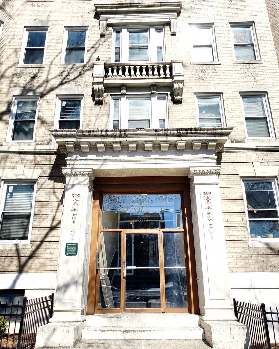 OnlyInBOS's tweet photo. The City of Boston installed a plaque outside the apartment building on 1325 Commonwealth Avenue eight years ago today to honor Aerosmith's 40th anniversary.

Five original members of Aerosmith lived on the second story of the building in Allston in the early 1970s. https://t.co/RaBWhS0NeF