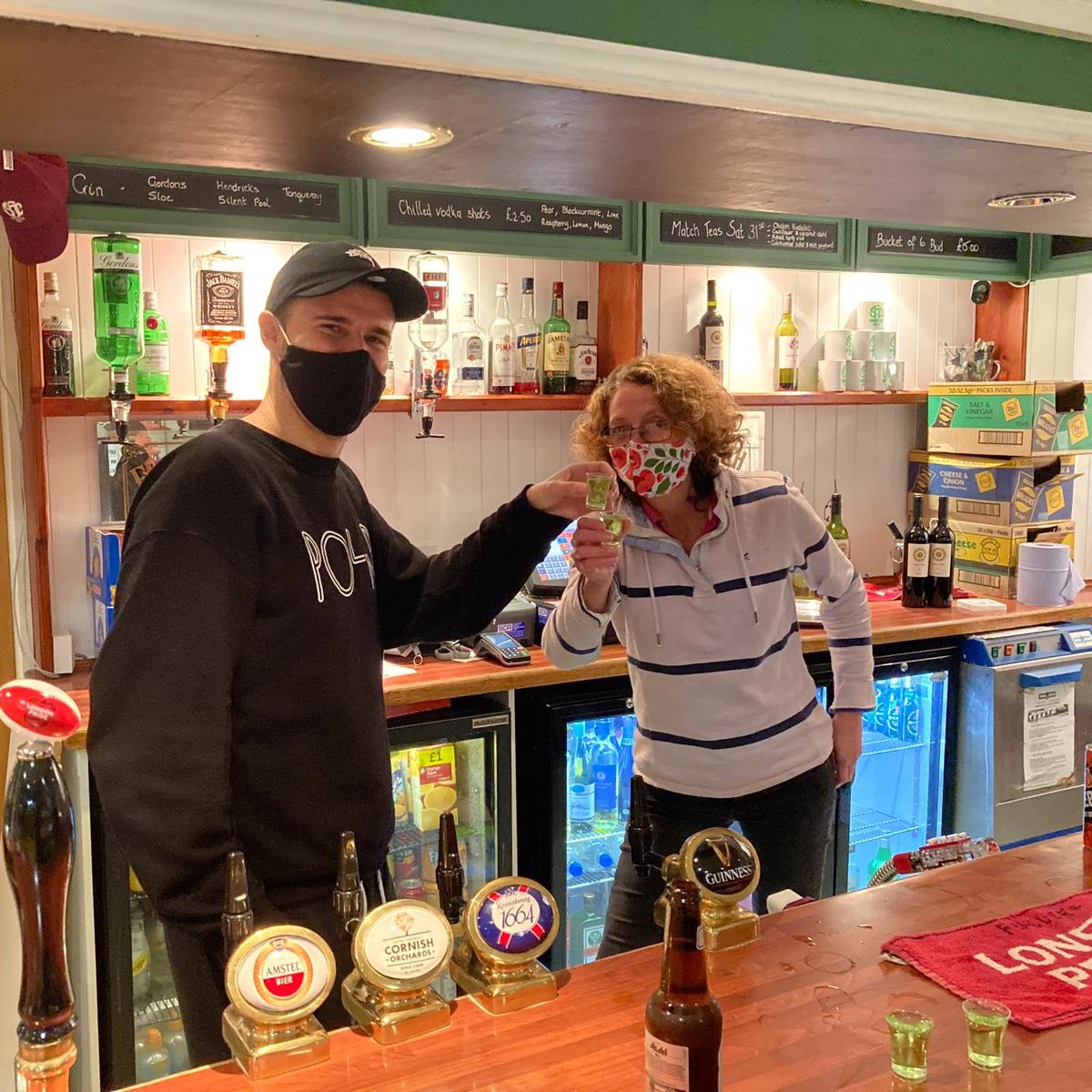 SurbitonHC's tweet photo. Good Iuck Lee 🙌

Lee did his last shift at the club yesterday before moving to a new job after 7 years behind the bar at SHC.

Thanks for your service over the years 👍 https://t.co/qX9jUWH0cl