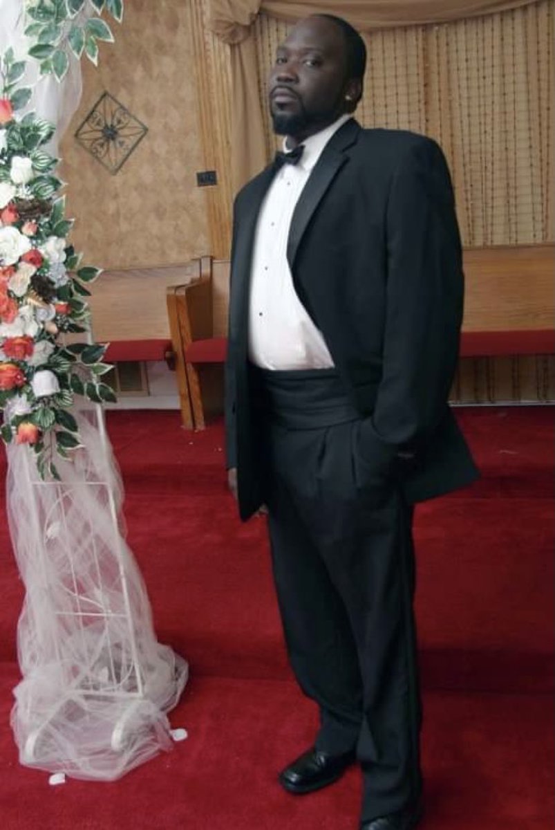 KpEastside's tweet photo. Just in case y’all forgot...I’M STILL THAT GUY! #southsidefade #weddingday #tieddown #eastsidelegend #lowercase https://t.co/73jwqmIW9l