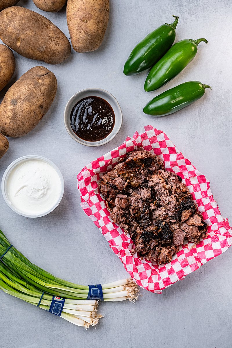 KansasBeef's tweet photo. This recipe is about as easy (and delicious) as it gets. Pop a few potatoes in the oven and order some brisket takeout from your favorite BBQ joint.
Get Our Tips for a Memorable Potato Bar: 

https://t.co/h6A4h8Sg4c

#kansasbeef #RecipeOfTheDay #easyrecipes https://t.co/XuubG9Op5a