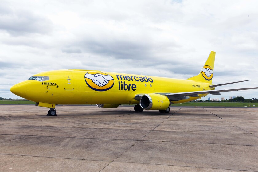 XatakaLATAM's tweet image. Mercado Libre crea su propia red logística con aviones y camionetas: promete &quot;llegar a todo México&quot; en menos de 24 horas xataka.com.mx/p/180851