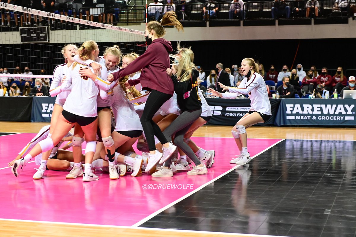 druewolfephoto's tweet photo. Congratulations to your State of Iowa class 5A Volleyball Champions - The Ankeny Hawkettes!!! @VB_Ankeny @Ankeny_Hawks @IGHSAU #statechampions #hawkettes #ahs #volleyball https://t.co/dKuVEELL2Z