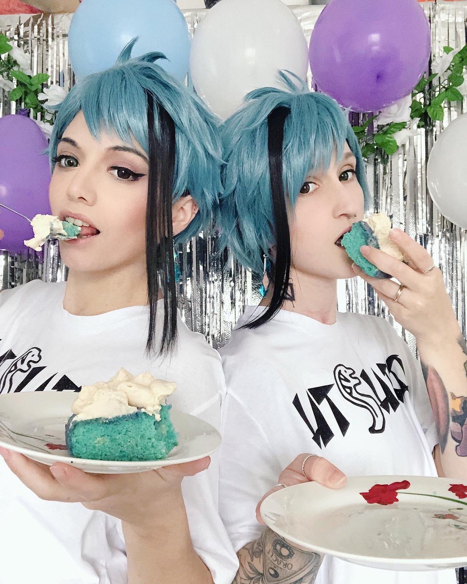 racheltriniity's tweet photo. Happy birthday to Floyd and Jade 💕with @milkori ! #twistedwonderland #jadeleech #twistedwonderlandcosplay #jadeleechcosplay #floydleechcosplay #リーチ兄弟誕生祭2020 #ジェイド・リーチ誕生祭2020 #フロイド・リーチ誕生祭2020 #ジェイドリーチ #フロイドリーチ https://t.co/gBHqfNVGBW