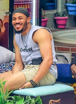SuperionsO's tweet photo. Superi⭕ns🗣🗣

Every Thursday and Friday we are dealing with @innosonvehicles 

Every Saturday we are dealing with @betway 

Every Sunday we are dealing with @BudweiserNG 

Every Monday till Wednesday  we are dealing with @SuperSportTV 

Valid till ⭕

#OZOtheInfluencer #BBNaija https://t.co/nzq7KRfQUS