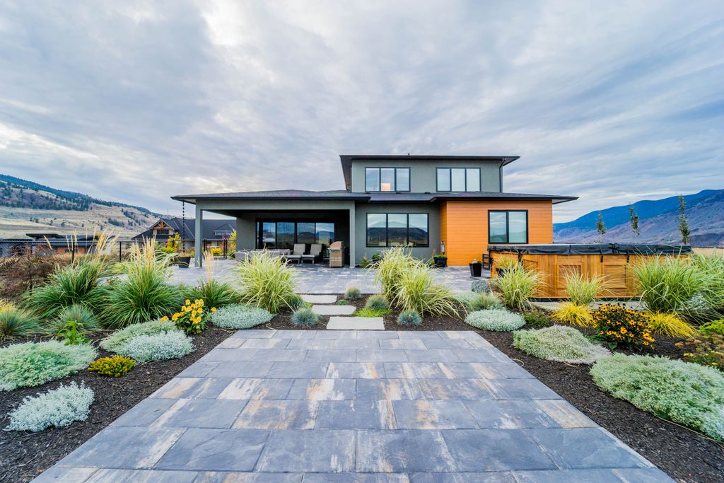 barkmanconcrete's tweet photo. This landscape project celebrates the beauty of our Lexington slab in Flint. #tbt
Contractor: @denalilandscapeanddesigninc
⠀
#Barkman #BarkmanConcrete #CreatingConcreteSolutions #Lexington #Slabs #Flint #OutdoorSpaces #OutdoorLiving #ConcreteDesign #Hardscapes #LetsLandscape https://t.co/FUCp1kmbGp