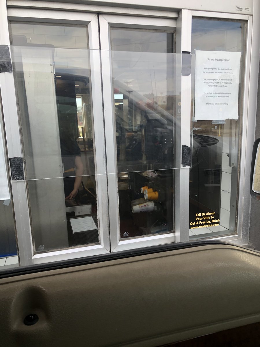 howard_chance's tweet photo. @McDonalds really put these shields up so y’all would quit throwing drinks back through the window. https://t.co/WueffyDANe