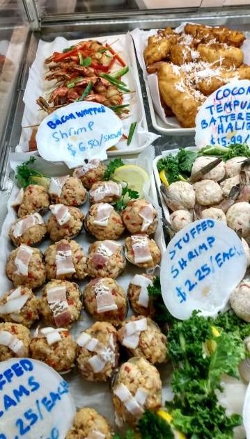 AtlanticFishery's tweet image. #AOF's Delicious Prepared Food Selection Including 
Bacon Wrapped Shrimp
Half-pound Stuffed Lobsters
Stuffed Clams
Stuffed Shrimp and much more! 
Come in today and take home for dinner - tonight!
#BoatToTable #AOFFreshFish #freshFish #picoftheday