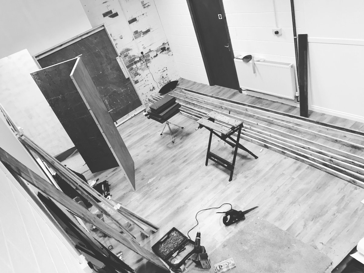 T H R O W • B A C K 

Mid august before opening. Freshly painted live room. Wood all laid out and ready to start building the acoustic panelling. 

Just need to learn how....🤔

#mixingengineer #music #recording #northernirelandmusic #belfast #recordingengineer #nimusic #belfast