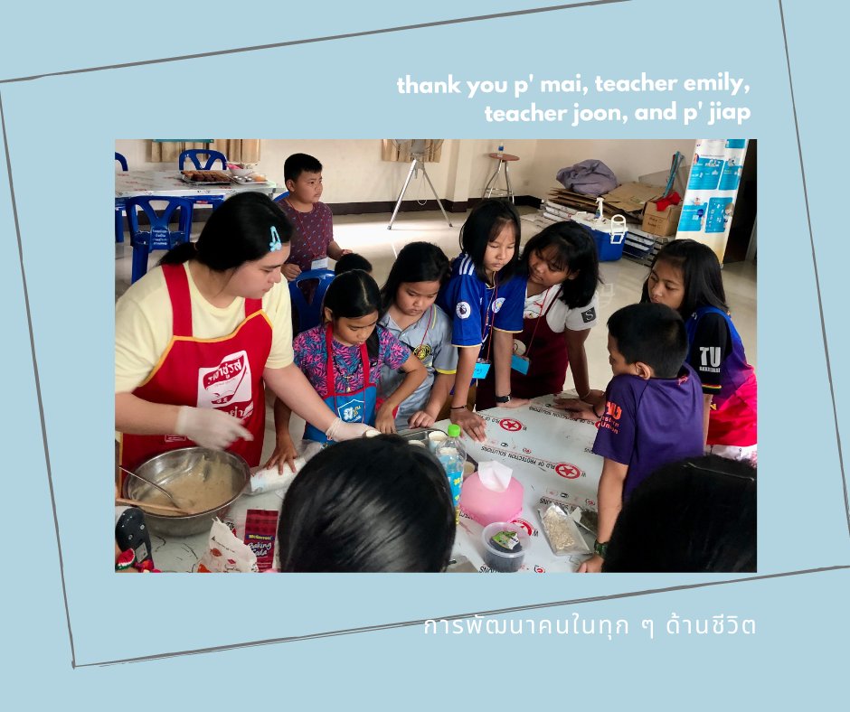 FOTCBangkok's tweet photo. Delicious, creative, educational fun! Baking &amp; decorating #cupcakes allowed children to get creative, follow a recipe, observe a small community-based business, and practice some basic English. Thanks P’ Mai and NewsongBKK volunteers for chaotic fun.
#edibleart #holisticlearning https://t.co/NzjR3RKUCd