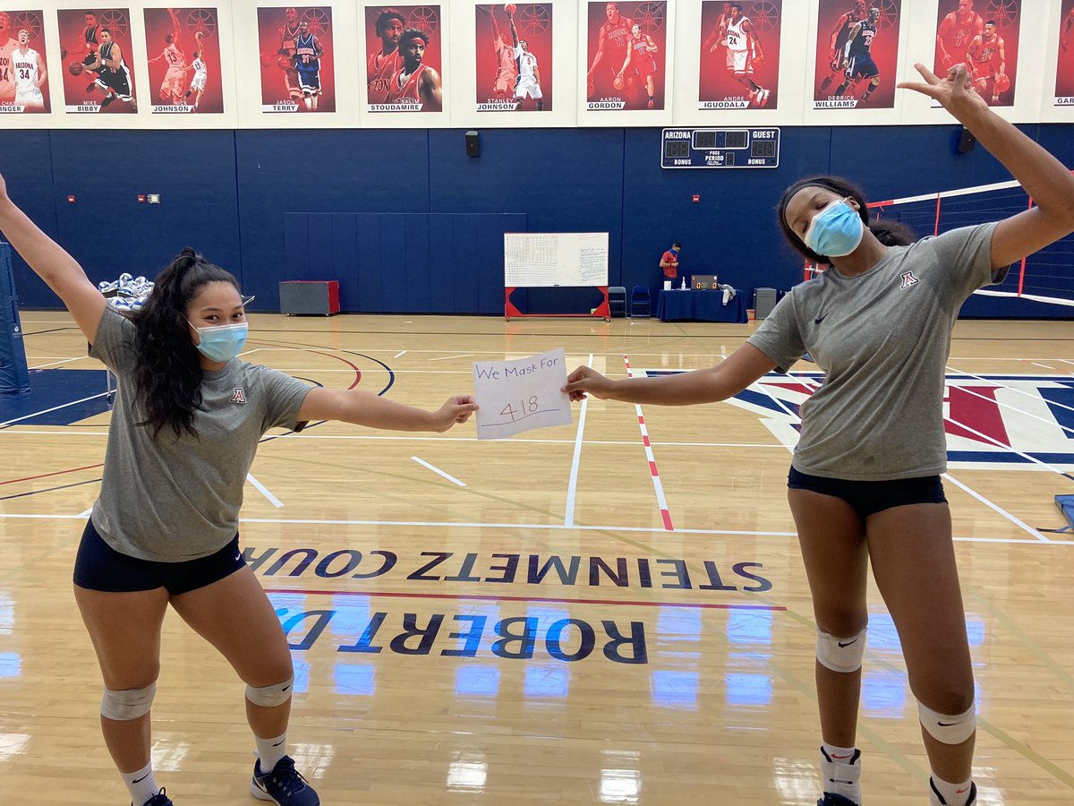 ArizonaVBall's tweet photo. We are taking the #BearDownMaskUp challenge! 😷 https://t.co/ZotIboGSTK