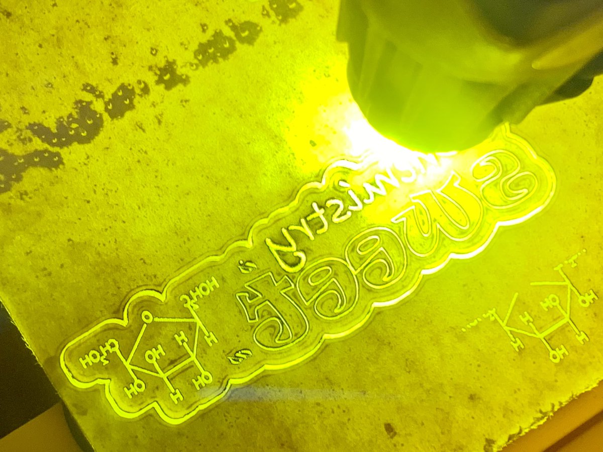 i_heart_science's tweet photo. Teachers are getting in on the action now!!! Awesome Chemistry Keychain!!! #LaserCutter #Emblaser #Emblaser2 #Chemistry #STEAM #Science #Technology #Engineering #Art #Maths #Innovation #Design #Creativity #Ideas #Planning #Building #Evaluate #Refinement #Teamwork #ProblemSolving https://t.co/kEGCJO0D8Y