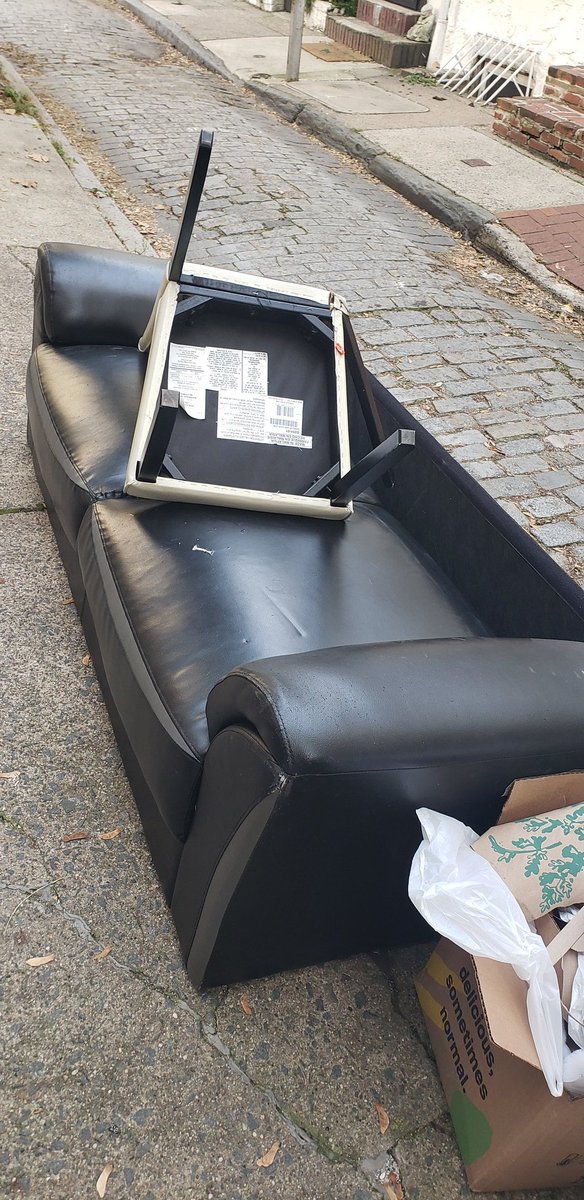 dje432's tweet photo. @philly311 @PhillyCLIP @PhiladelphiaGov ILLEGAL DUMPING 923 Spruce (corner of Spruce and Hutchinson). Please remediate. Last tjme nobody came... https://t.co/hOMwjmq0YF