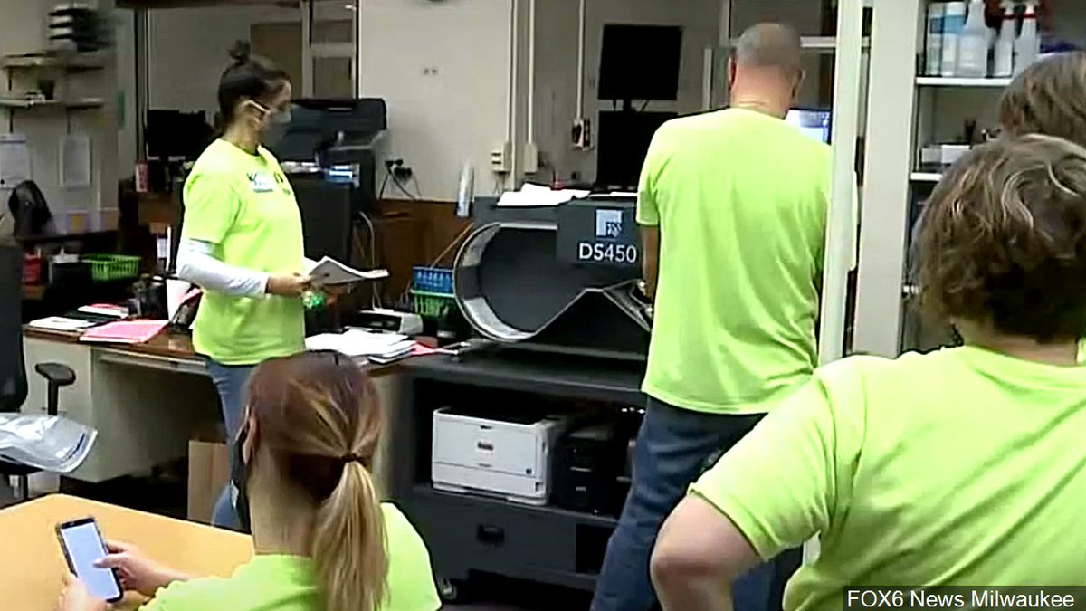 KMVTNews's tweet image. How confident are in the overall accuracy of the election process? Tell us in today's KMVT poll question at KMVT.com  #election2020 #electionprocess #pollquestion #kmvt11