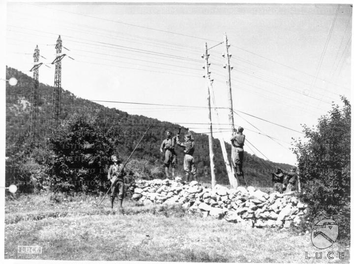 UNAMdigital's tweet image. Un día como hoy pero de 1851, se inauguró la primera línea telegráfica en México.
El Presidente, General Mariano Arista y Juan de la Granja, Gerente General de Telégrafos, inauguraron la primera línea telegráfica que iba de la Ciudad de México al pueblo de Nopalucan, Puebla.