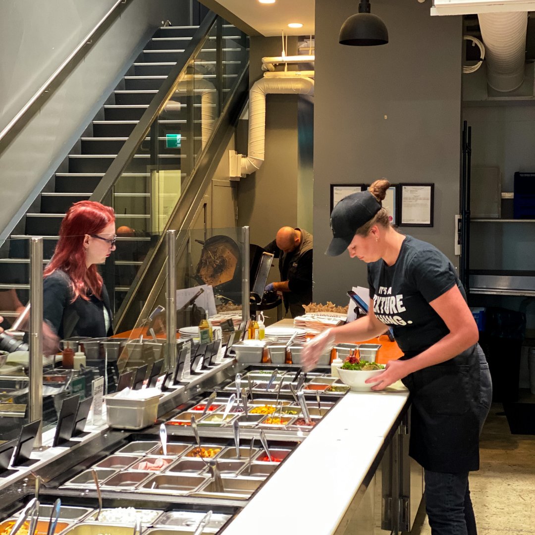 myassembli's tweet image. Who doesn&apos;t enjoy a good #throwback?! Our team loved watching you guys customize those fun #salads and #pizzas and can&apos;t wait till we are back to doing what we do best.
💕 #SeeYouSoon