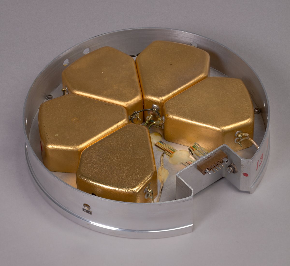 each module can be very different inside. here's one of them, a 125mW transmitter. each section is isolated from the other using those gold-plated metal RF shield cans.