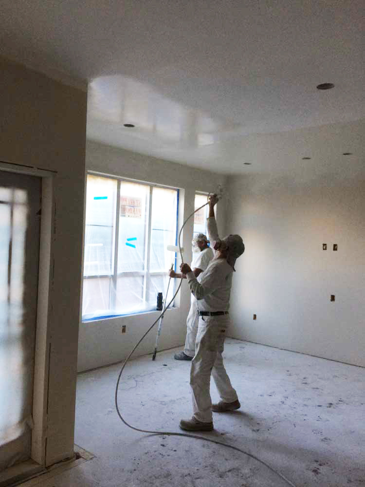 kingpaintworks's tweet photo. When you need a pro to paint your house #hireapro #vancouver #kingpaintworks 604-551-5826 https://t.co/9QIbHOYuIm https://t.co/3S0SGHZrZh
