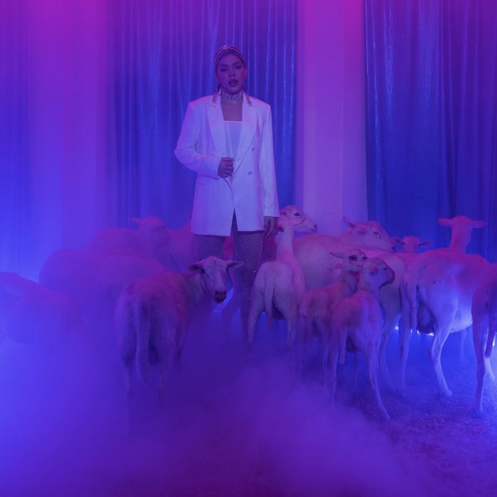 KeninisMx's tweet image. No contestas.... tienes cara de culpable ✨

KENIA OS TU PEOR PESADILLA 🔃