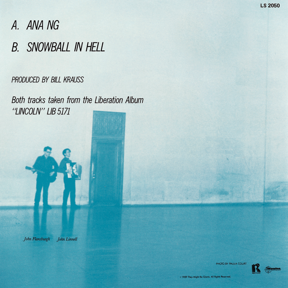 tmbw's tweet photo. #TodayInTMBG: On November 5, 1988, "Ana Ng" became @tmbg's first charting single in the US, entering Billboard's Hot Modern Rock Tracks at #30 and quickly climbing to #11.
Unique artwork below from the 1989 Australian 7" single: https://t.co/yegMBXSZzq