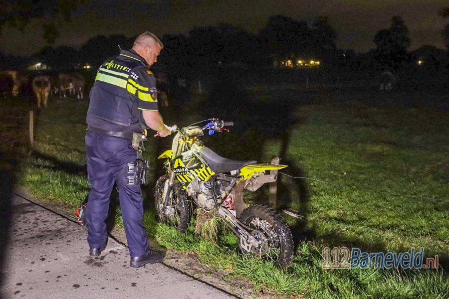 Crosser gewond bij valpartij op de Joostweg in #Kootwijkerbroek. 112Barneveld.