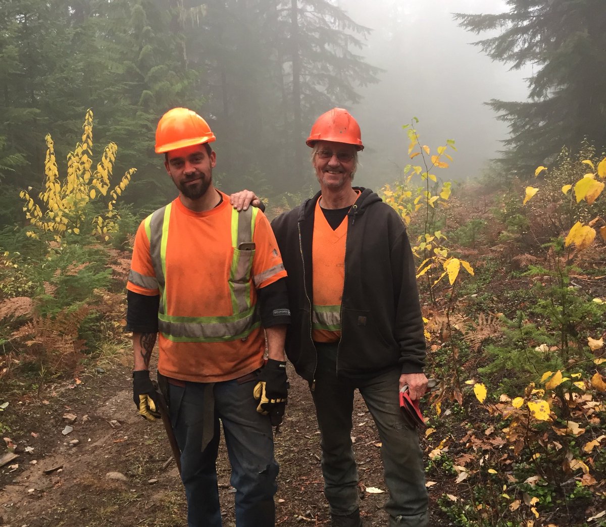 BC_CFA's tweet photo. Community forests create local jobs! Based on our 2020 #CommunityForest Indicators Report, 2,080 people derived all or part of their income from community forestry in BC🌲#ruralbc #localjobs #localeconomy #forestry #bcforest https://t.co/r1dbtL3lcu