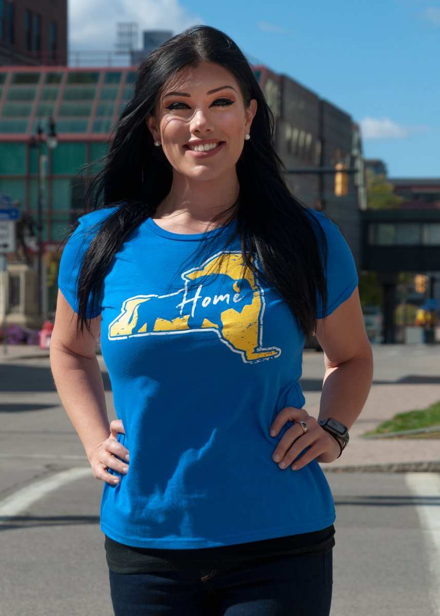 26shirts's tweet photo. Available now through November 15th only! “Home” benefits 3-year-old Abby Nirelli’s fight with Alternating Hemiplegia of Childhood (AHC).

Grab yours now before it’s gone. Presented by @WestHerr: https://t.co/JUu7Cpwi6r #BillsMafia #Sabres https://t.co/b8oLbIjwqi