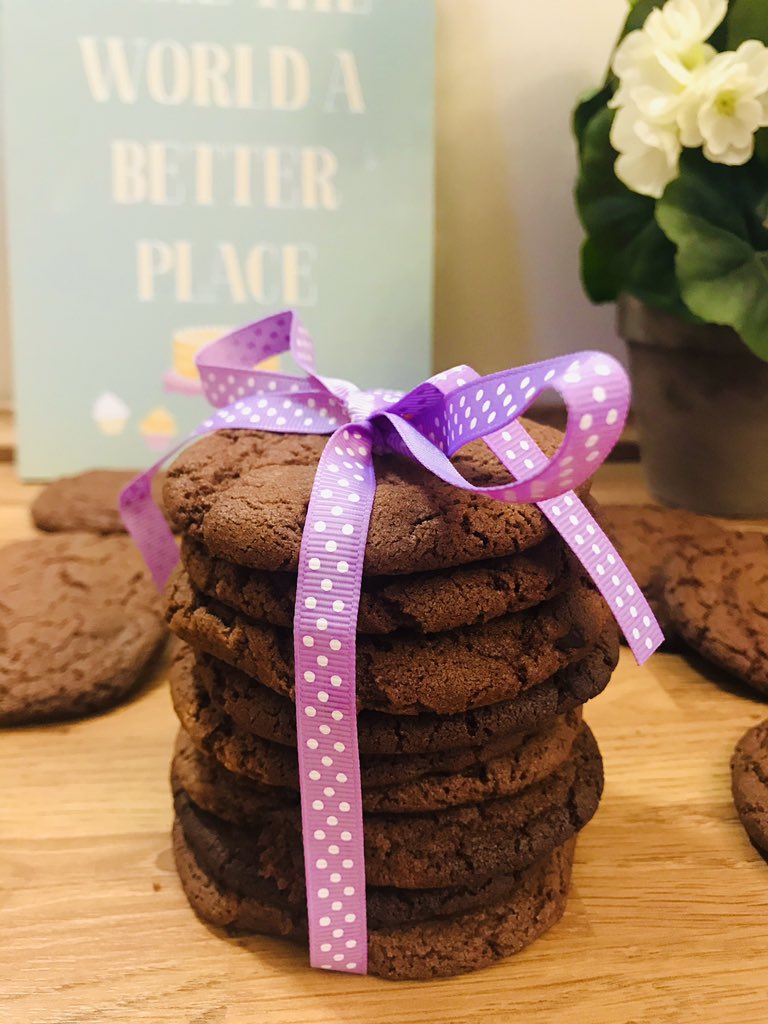 kidskitchenNI's tweet photo. Keep an eye out for these two recipes which will be up on my website at the weekend!! 😋Kids’ Saturday bakes and Sunday dessert sorted! 👩🍳🍪🍓🥧#berrycrumble #chocchipcookies #MumsNI @NIFamilyBlog @ni4kids @ArmaghMum @shakespeare_d #Belfasthour #GoodFoodWineCo @BelTel @Newrydemo https://t.co/U34S95eFF0