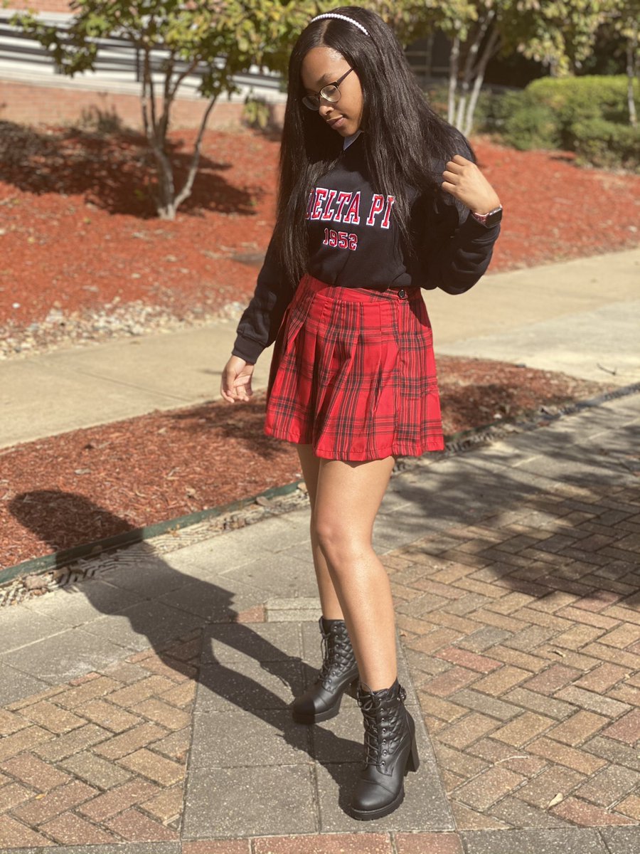 gmonet_'s tweet photo. Alexa,Play Shake it Like a Dog ❤️
#1952 #CharterDay #DeltaPi  #68years #AOML https://t.co/AyusLdGuTc