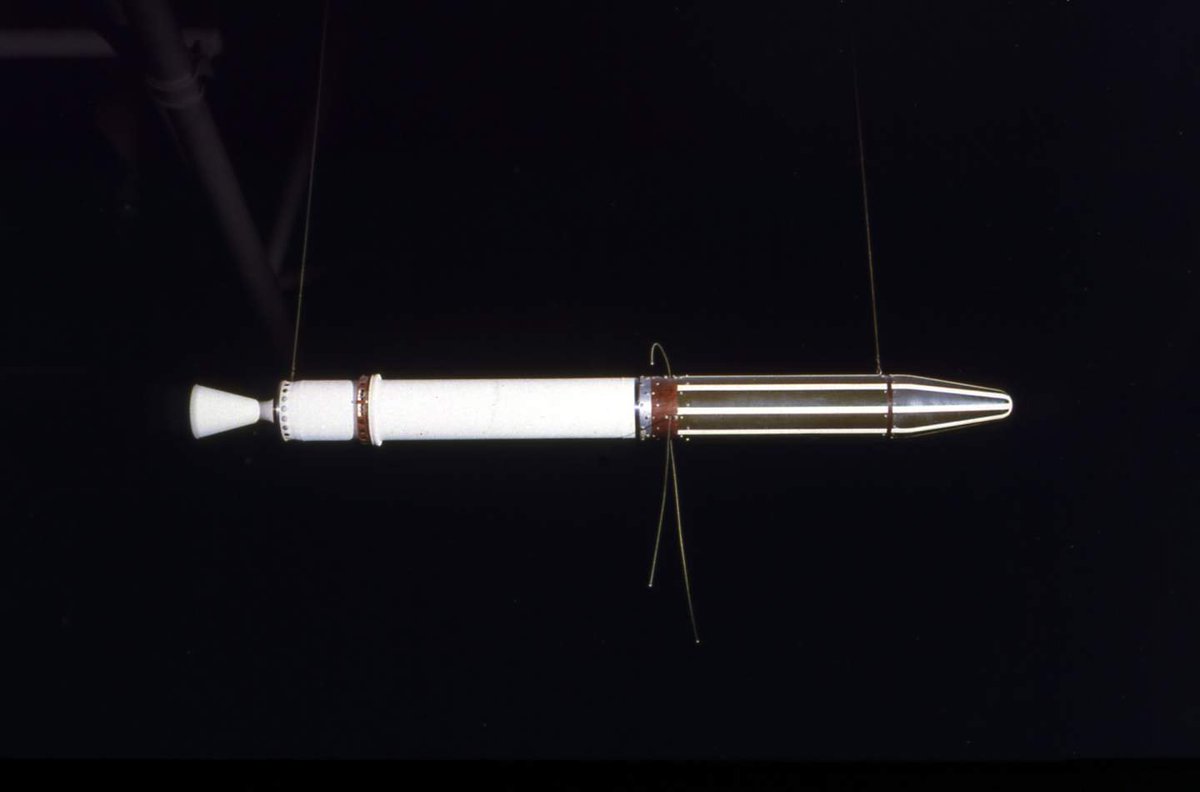 anyway the shape would have made sense if this were the Explorer 1. perhaps the electronics were a direct descendent?