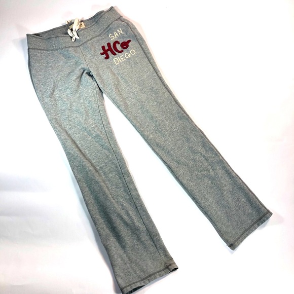 So good I had to share! Check out all the items I'm loving on <a href="/Poshmarkapp/">Poshmark</a> from @LilJennyBrooks @miriamcabezudo #poshmark #fashion #style #shopmycloset #luckybrand #pinkvictoriassecret #hollister: posh.mk/LgAZpftXabb