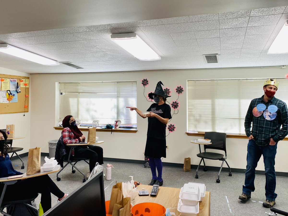 DU_ELC's tweet photo. Last week, we had a #Halloween gathering for our in-person and online students. 
It’s ELC tradition for instructors and staff to dress up as #idioms. Can you guess the idiom based on their costume? 🤔🎃 
#duelc #universityofdenver #duthis #whydu #denver #colorado #learnenglish https://t.co/GQbNSy1s1k