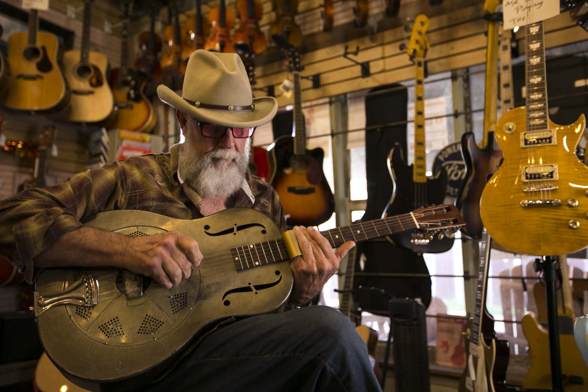 See what's happening this #weekend in Bastrop, TX! Live music, pumpkin patches &amp; haunted houses, just to name a few! #visitbastroptx bit.ly/367UMKH