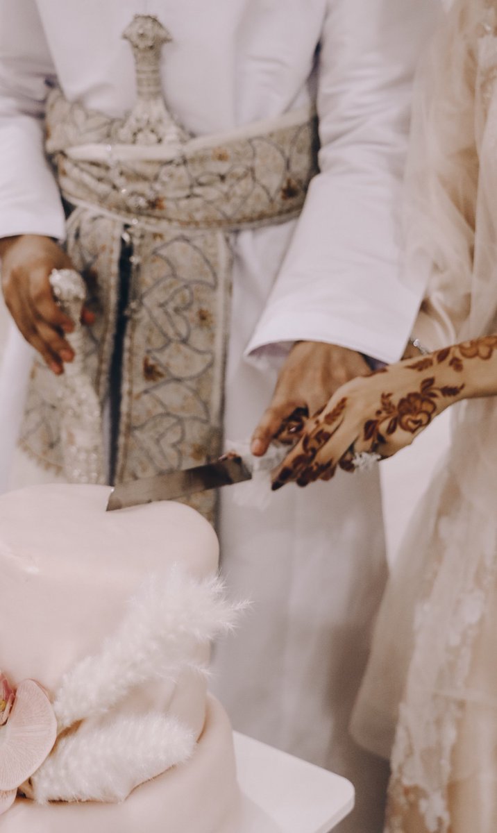 3ll__ll's tweet photo. أغلى من عيوني الثنتين وأحبابي
وأغلى من الناس حاضرها وغايبها ..
30.10.2020 💍🤍
" أجمل أخت بالدنيا صارت عروس " https://t.co/hzKKD0Yz7e