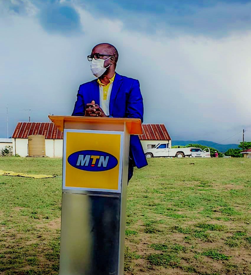 MTNEswatini's tweet image. The official handover of 11 000 masks being donated to the Kukhanyeni &amp;amp; Mtfongweni Tinkhundla was held at Gundvwini earlier today. As part of the #WearItForMe initiative aimed at ensuring that everyone plays a role in protecting one another (wear it safely everywhere you go 💛).