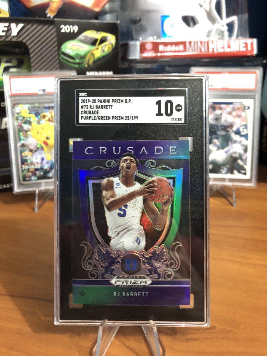 GilbertGolf_'s tweet photo. Graded card raffles anyone? Lost Cards Live Breaks is running a raffle this week! Join our Facebook Group to see the raffle post tomorrow! #gradedcards #raffle #rjbarrett #krisbryant #lostcards #sgc https://t.co/KmTCqcbeky
