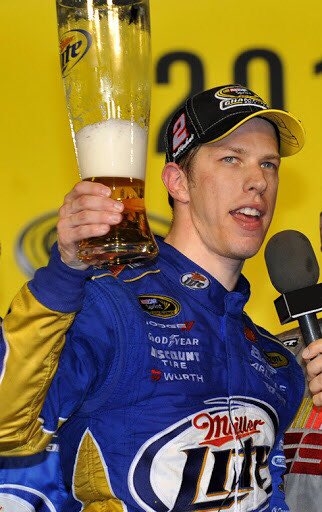 evilmarkmartin's tweet photo. @loganofangirl22 @keselowski @Team_Penske @phoenixraceway YOOOOOO https://t.co/nWsYrQWQZg