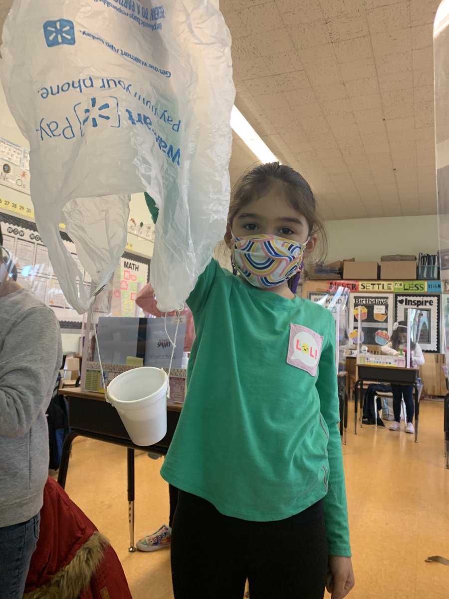 misspmcnally's tweet photo. We had so much fun making parachutes in STEM today!! #Room403 https://t.co/UEy1A3ln6G