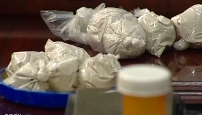 CHCHNews's tweet image. Oregon has become the first state to allow the possession and use of small amounts of street drugs like meth and heroin, and Canada could follow suit. @AdamCHCH has the details. #Druglegalization 

WATCH:bit.ly/38h62qE