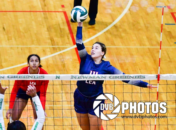 dvbgregory's tweet photo. Photos from the Division IV Regional between @LCAKnights vs @NewmanAthletes The Knights advance to the D4 Quarterfinal and will face winner of @jccsvolleyball vs @UHScubathletics in the State Tournament next Thur #lhsaa #dvbphotos @GeauxPrepsLA @VSNLouisiana https://t.co/skTRS8evEQ