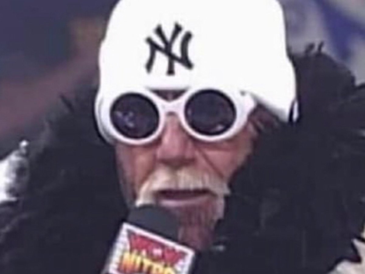 SchiavoneTony's tweet photo. Mrs S going on and on about her sisterβs health scare. Trying to focus. Can only see Hogan at Nitro last week. #FeelingFaint #wcw https://t.co/N4AvesWcmr