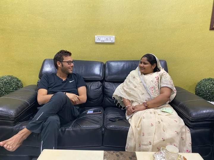 Hemraj_INC's tweet photo. पंचायत चुनाव की चर्चा। 
@BairwaPrashant
#indrameena
#pbmla https://t.co/YTU1waLlfM