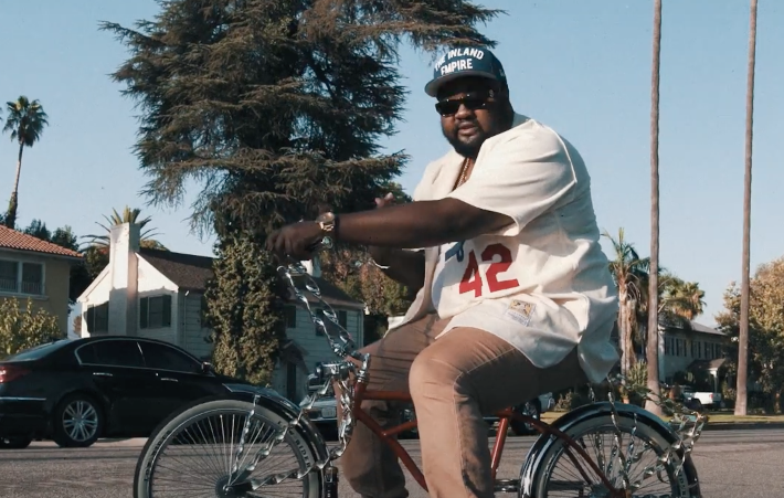 citrusrap's tweet photo. Cali native @M16thegreat drops his hustler-anthem "Move Silent Blow Loud" directed by @dukevisions. Check out the new visual now 🌴🍊🔥

WATCH: https://t.co/szkMQdYQhS https://t.co/1P44eHhZLc