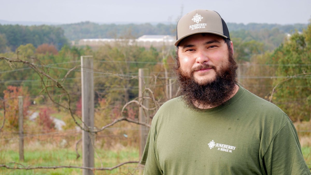 NCExtension's tweet photo. As the senior operations manager for Juneberry Ridge farm, @NCStateHort alum Ashton Thompson is passionate about #aquaponics. But he wouldn't be where he is today without a happy accident: https://t.co/goYOJ88AHU #AgPackStrong https://t.co/wCKrFMt21J