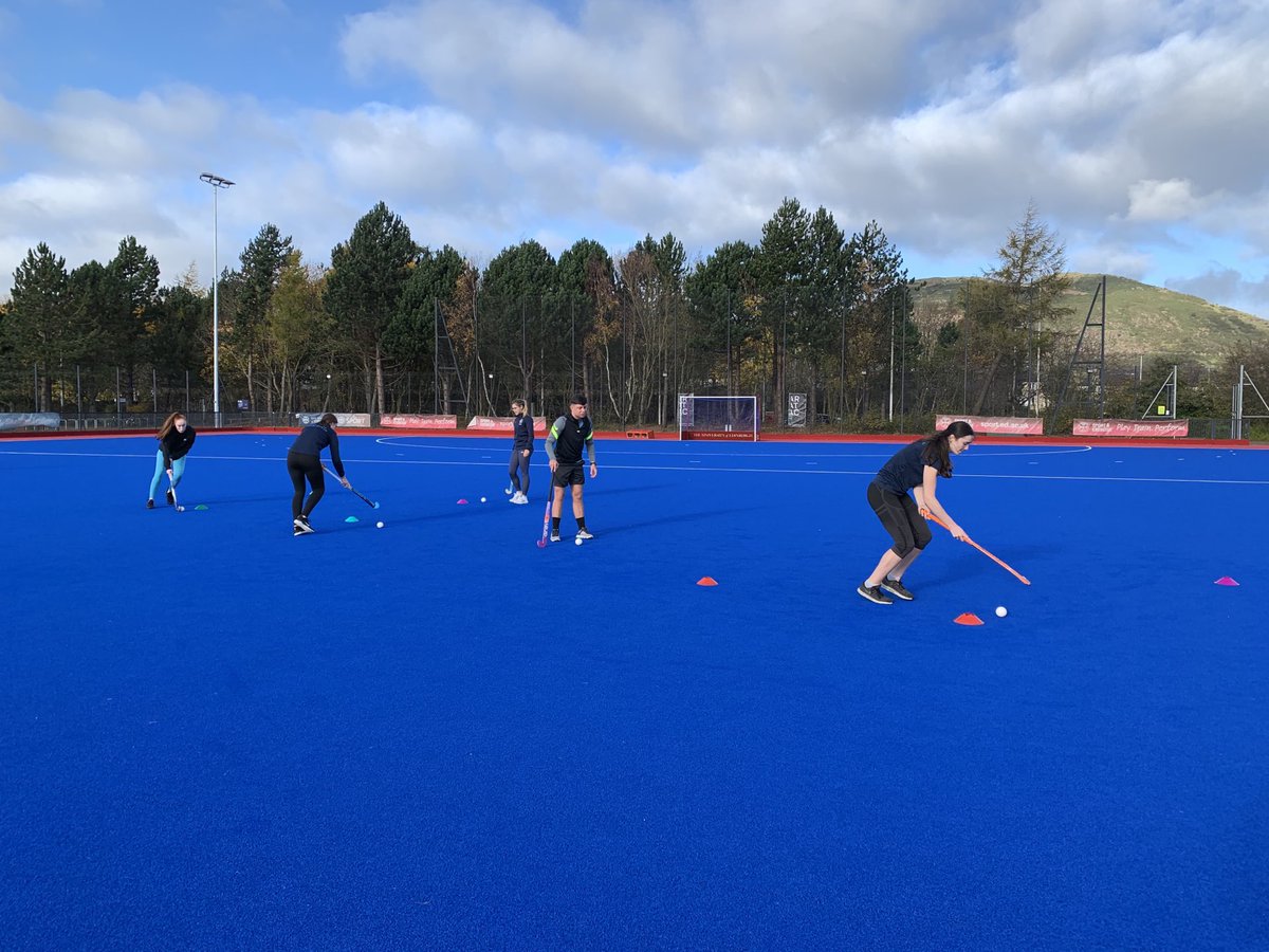 gillianobrien5's tweet photo. #PECP2 ⁦@MorayHouse⁩. Group C setting the bar high for all other groups to follow. Sharing our happy place😊#hockeyhouseholds. #pedagogy. #SAL’s. https://t.co/OrozHNAKhx