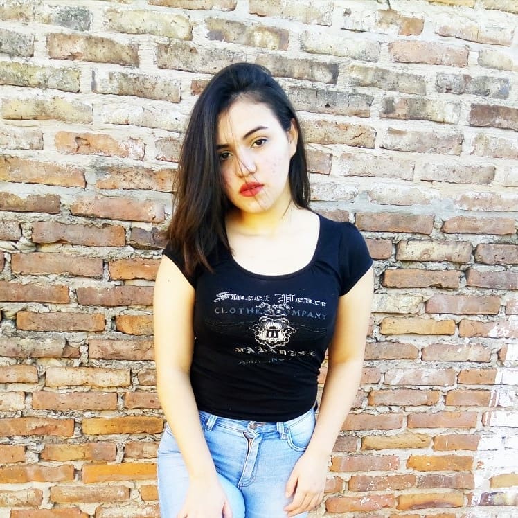 LaliyNanomyidol's tweet photo. Holaa Soy Nora tengo 16 años, estoy en el fandom hace 6 meses y son hermosas personas 🦁♥️ #selfiefornano https://t.co/CpejeBRFgG