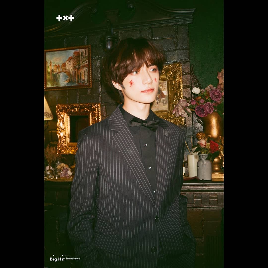 BeomGyuCL's tweet photo. [IMAGEN ☆ 201105]

Imágenes de Beomgyu en el detrás de escena de Halloween 🧡

#BEOMGYU #범규 #BlueHour_AR #TXT_BlueHour #minisode1 #BlueHour #투모로우바이투게더 #MAMAVOTE #txt

Cr. TXTPICS
[Beomgyu Chile🌪] https://t.co/KsYOtq1U64