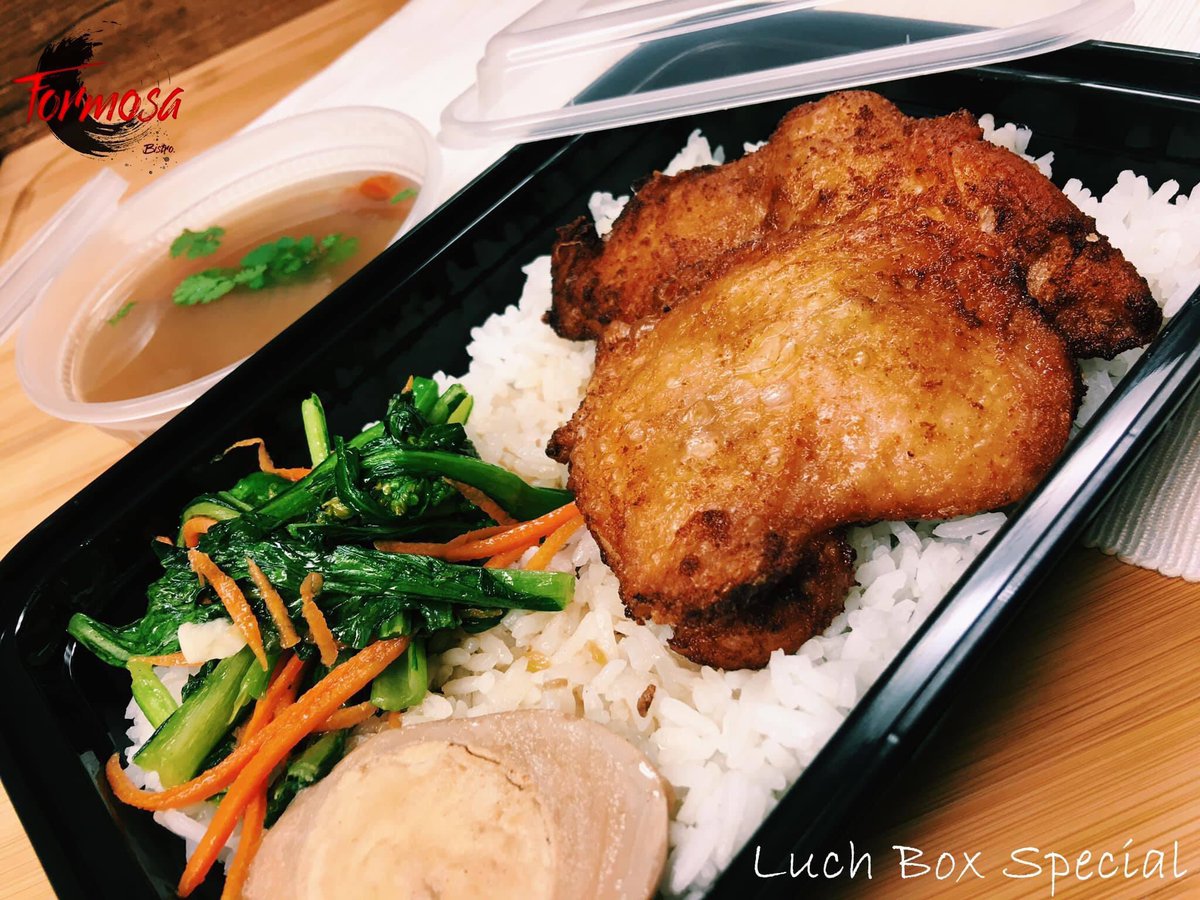 $10 Lunch Box Special 🧑‍🍳
Choose from

🍱Braised Pork Belly
🍱Pan Fried Pork Chop
🍱Deep Fried Pork Chop
🍱Popcorn Chicken
🍱Chicken Chop

Come with daily soup and drink
(Black Tea or Green Tea)

Available TUE-SUN 11Am-15Pm

#yeg #Taiwan #yegfoodie #lunchbox #tasteoftaiwan
