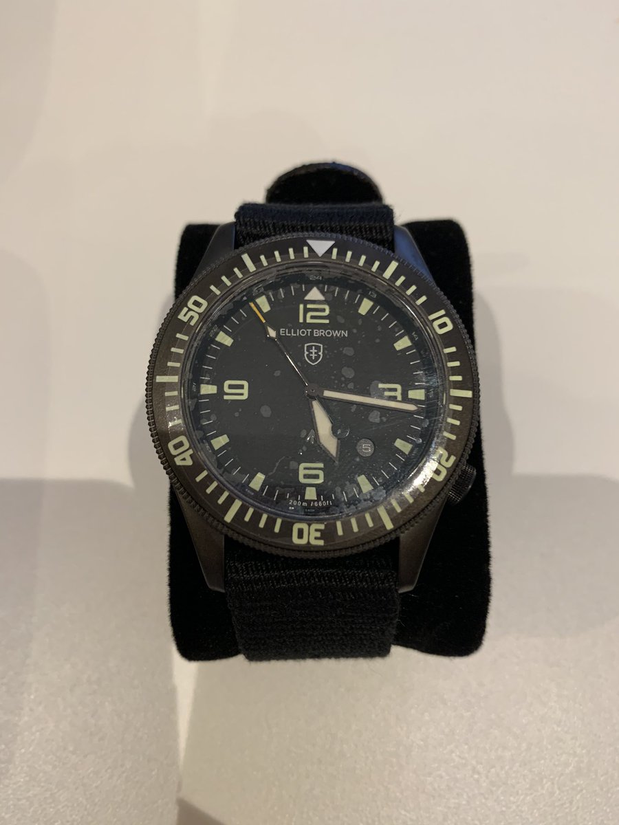 donatiford's tweet photo. Privilege to joint the @EBwatches family todayπ An absolute stunning piece of kit, superb lume, bezel is sweet with great clicks & no slack, beautiful font and clear dial and movement is slick.. looking forward to getting out & about with it π€π» #QualityKit #SupurbEngineering ππ» https://t.co/dZaL5SAyjR